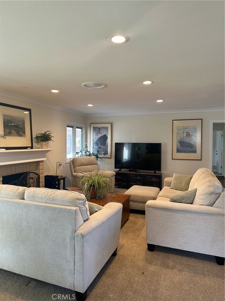 Property Photo: 27441 Avenida Larga CA 92675