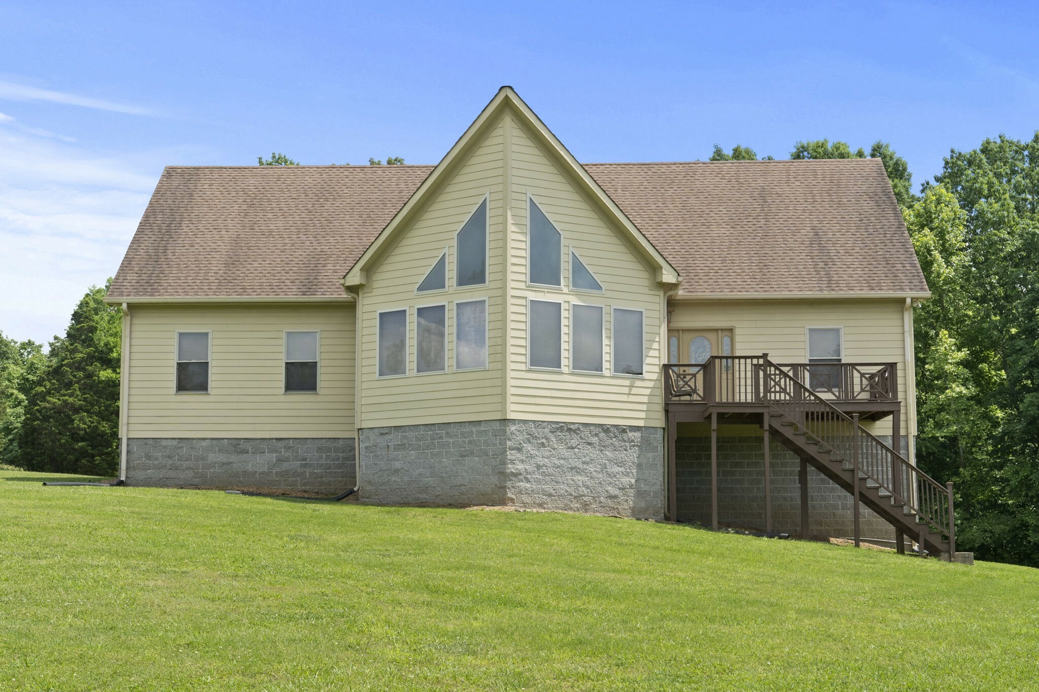 Property Photo:  4664 New Cut Rd  TN 37073 