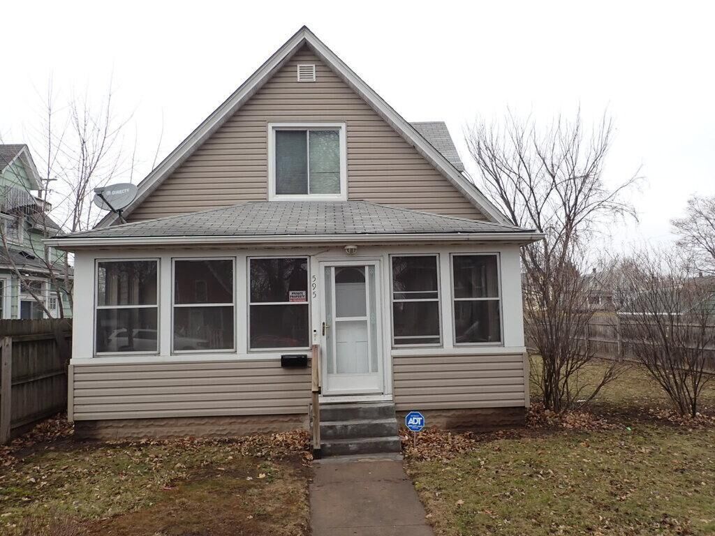 Property Photo: 595 Rose Avenue E MN 55130