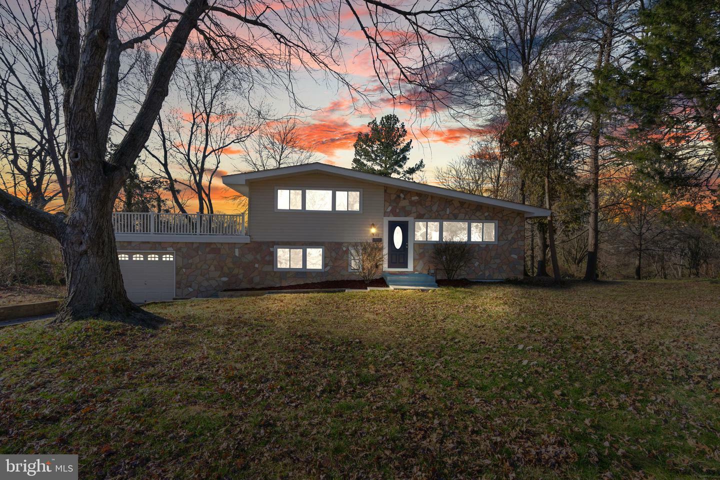 Property Photo:  4103 Ivanhoe Lane  VA 22310 