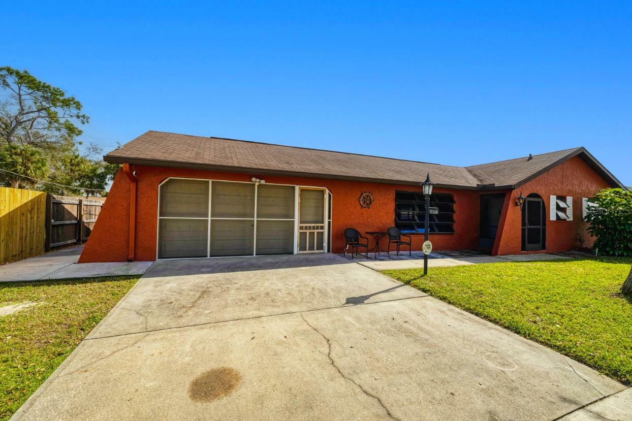 Property Photo:  1310 Eagle Street  FL 33952 