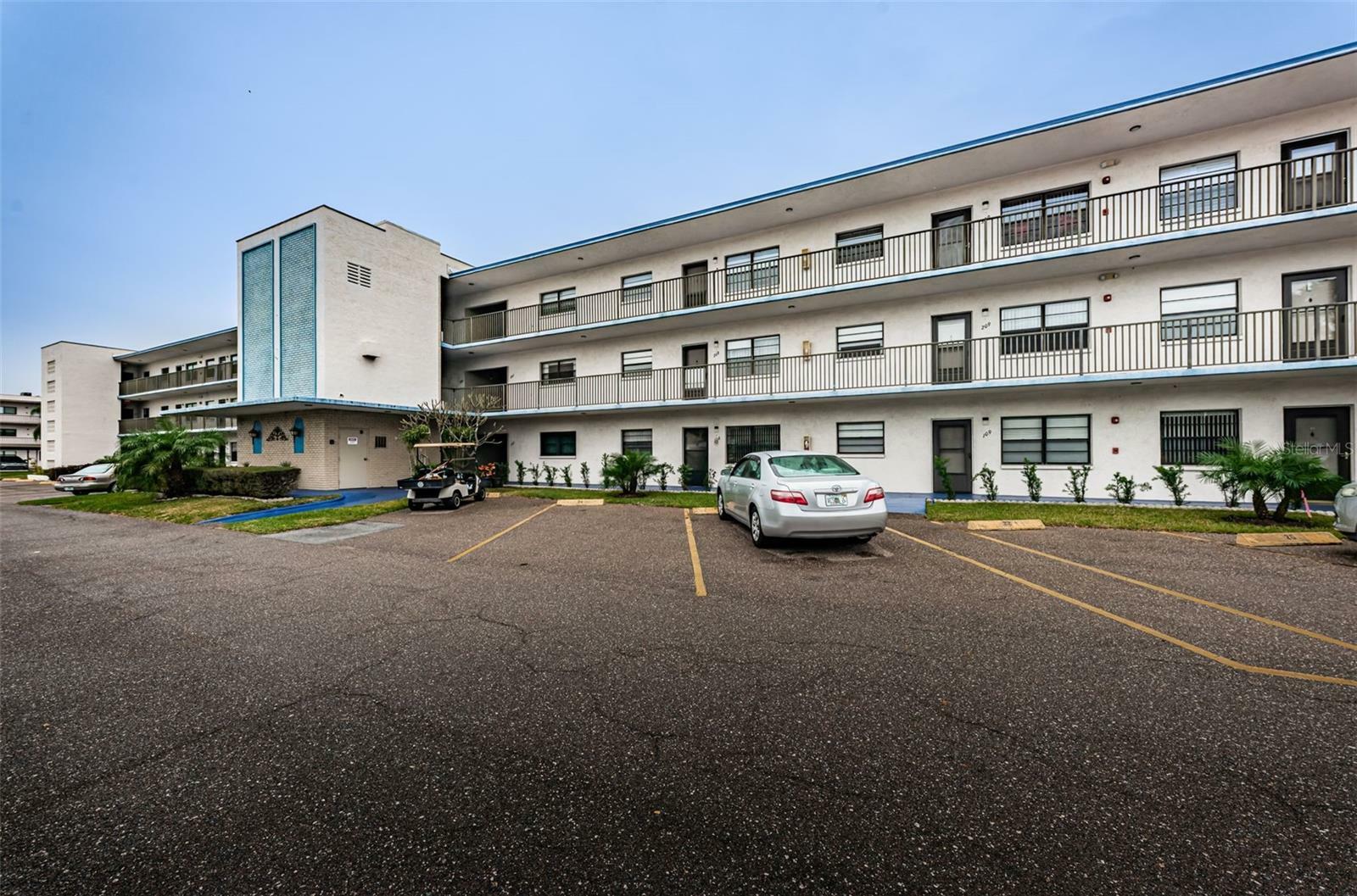 Property Photo: 5969 Terrace Park Drive N 207 FL 33709