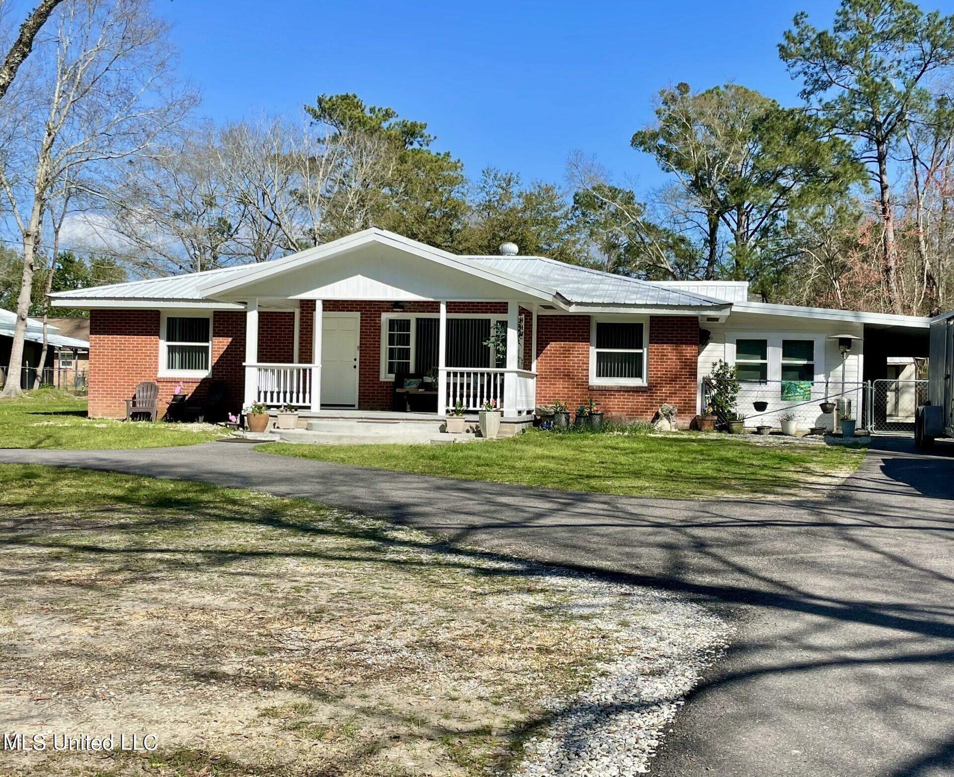 Property Photo:  12204 Oaklawn Road  MS 39532 