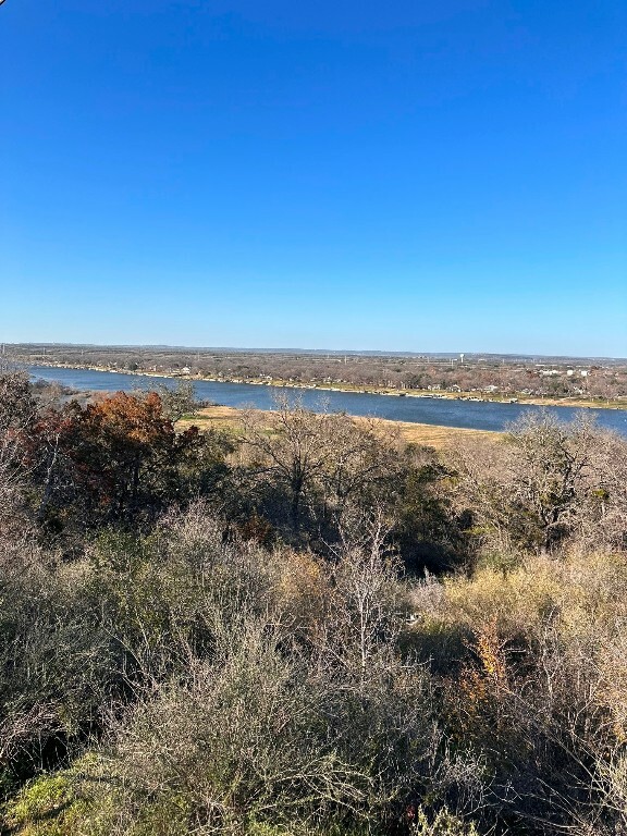 Property Photo: 156 Circle Drive TX 78654
