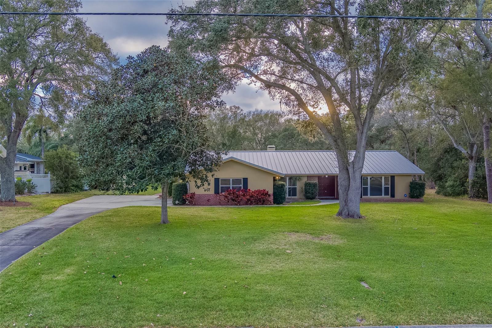 Property Photo:  2171 Paddock Circle  FL 34698 