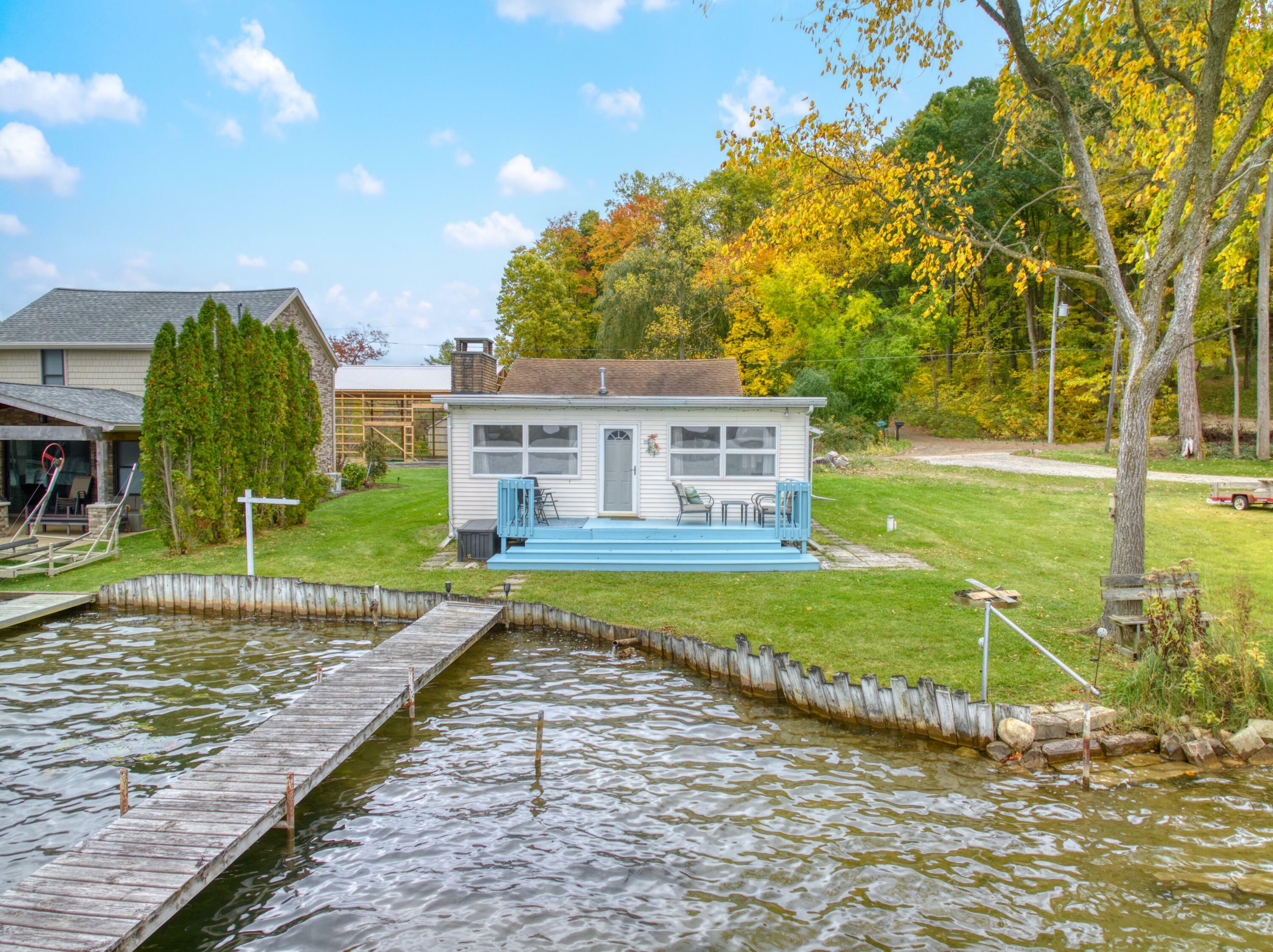 Property Photo:  4004 Idle Hills Road  MI 49230 