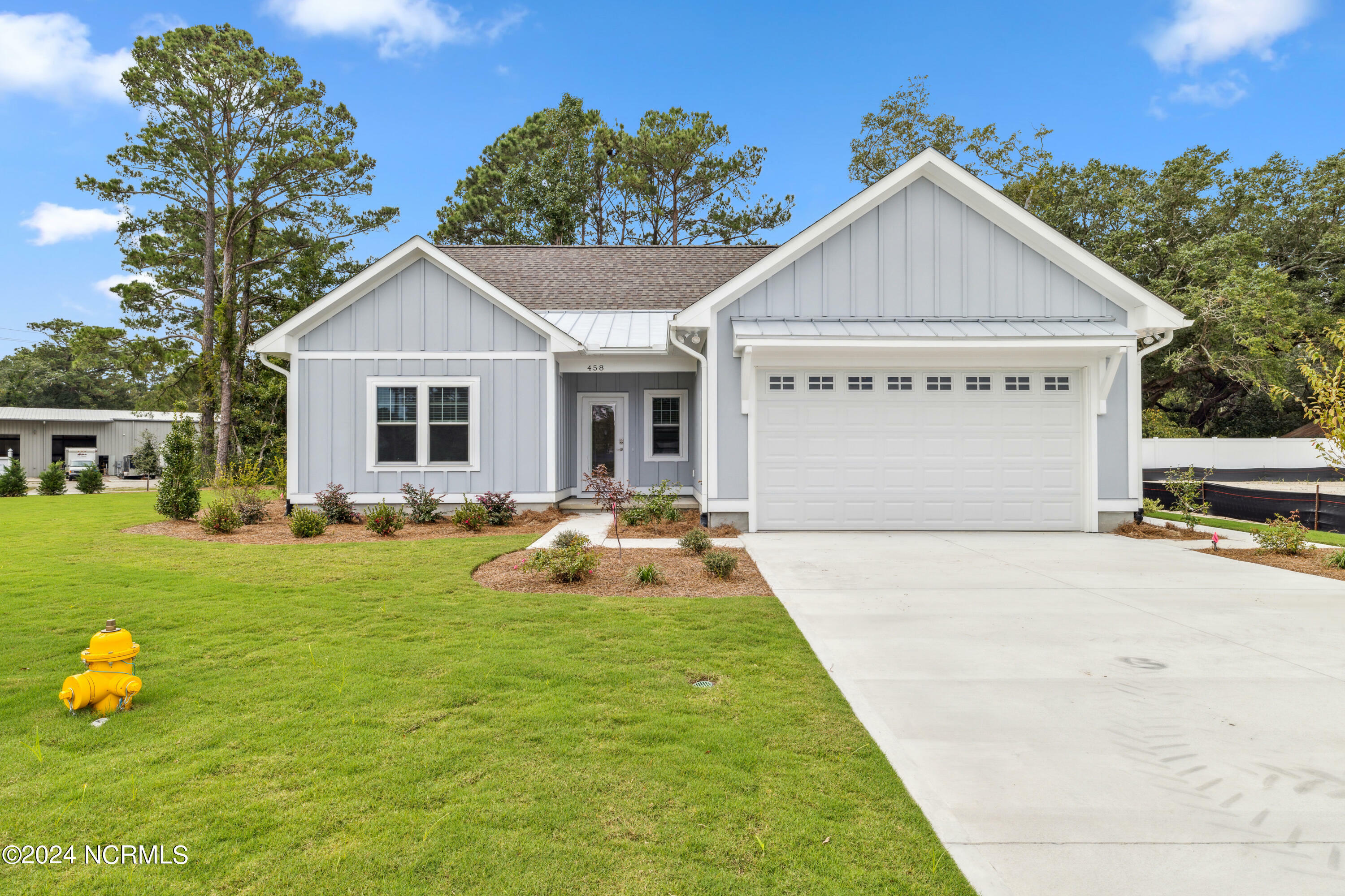 Property Photo:  458 Raven Glen Drive  NC 28461 