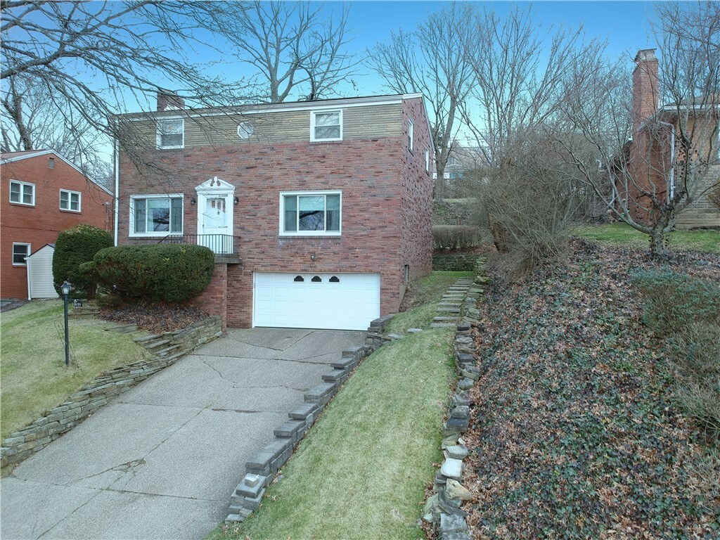 Property Photo:  1171 Arrowood Drive  PA 15243 