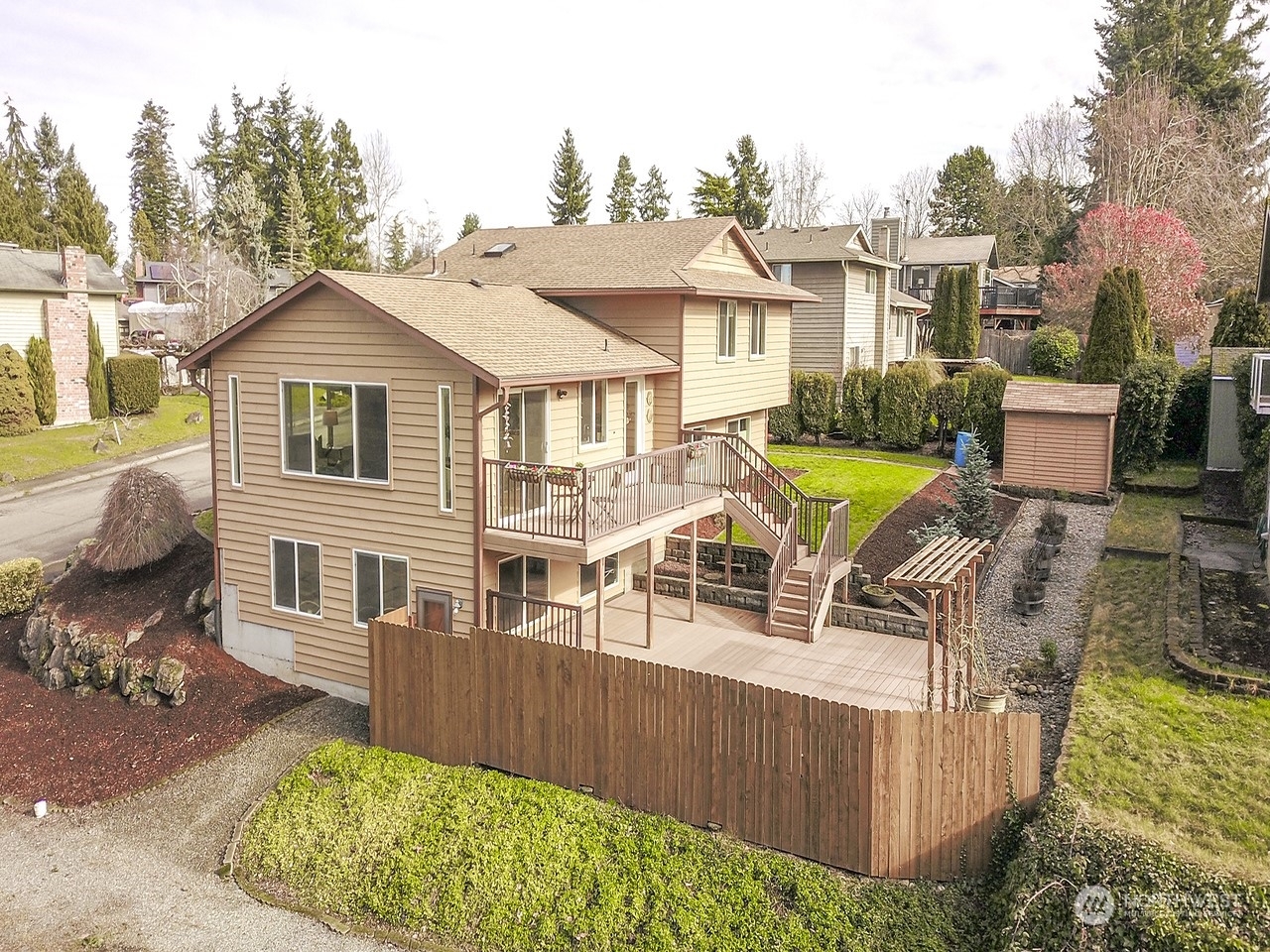 Property Photo:  903 S 261st Place  WA 98198 