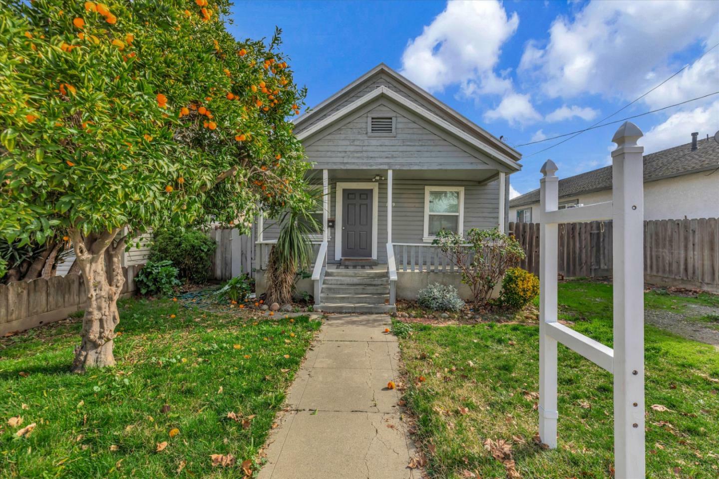 Property Photo:  1139 Monterey Street  CA 95023 