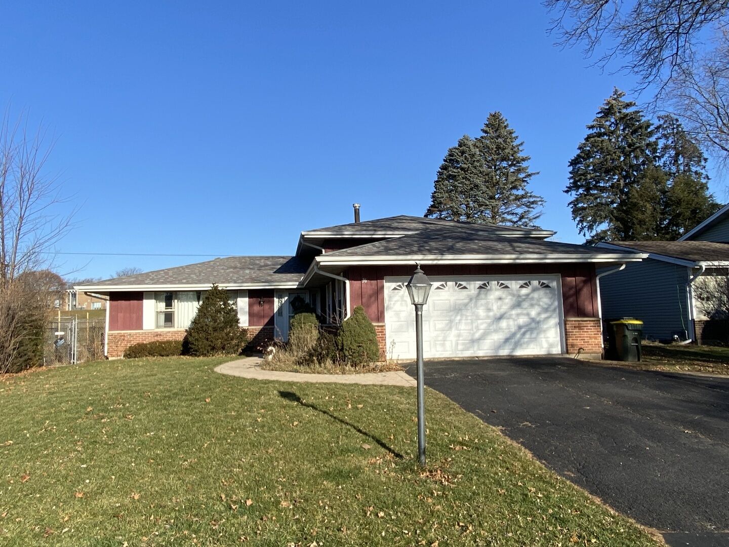 Property Photo:  36 Sunset Drive  IL 60013 