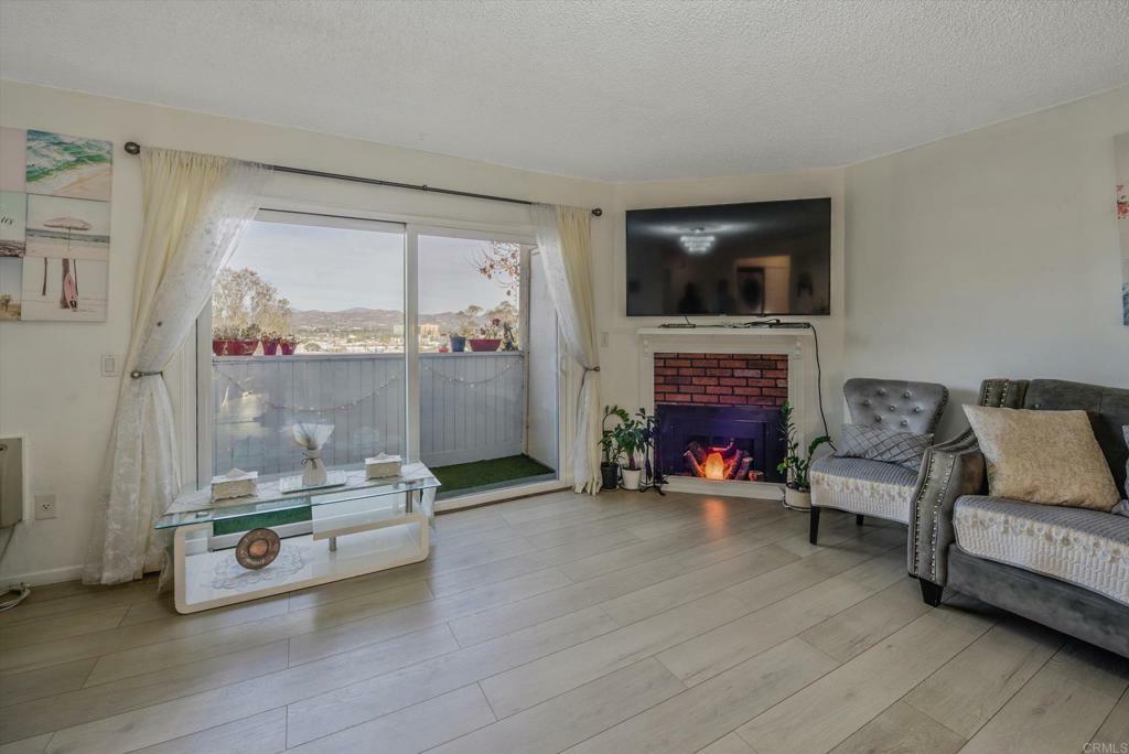 Property Photo:  258 S Pierce Street  CA 92020 