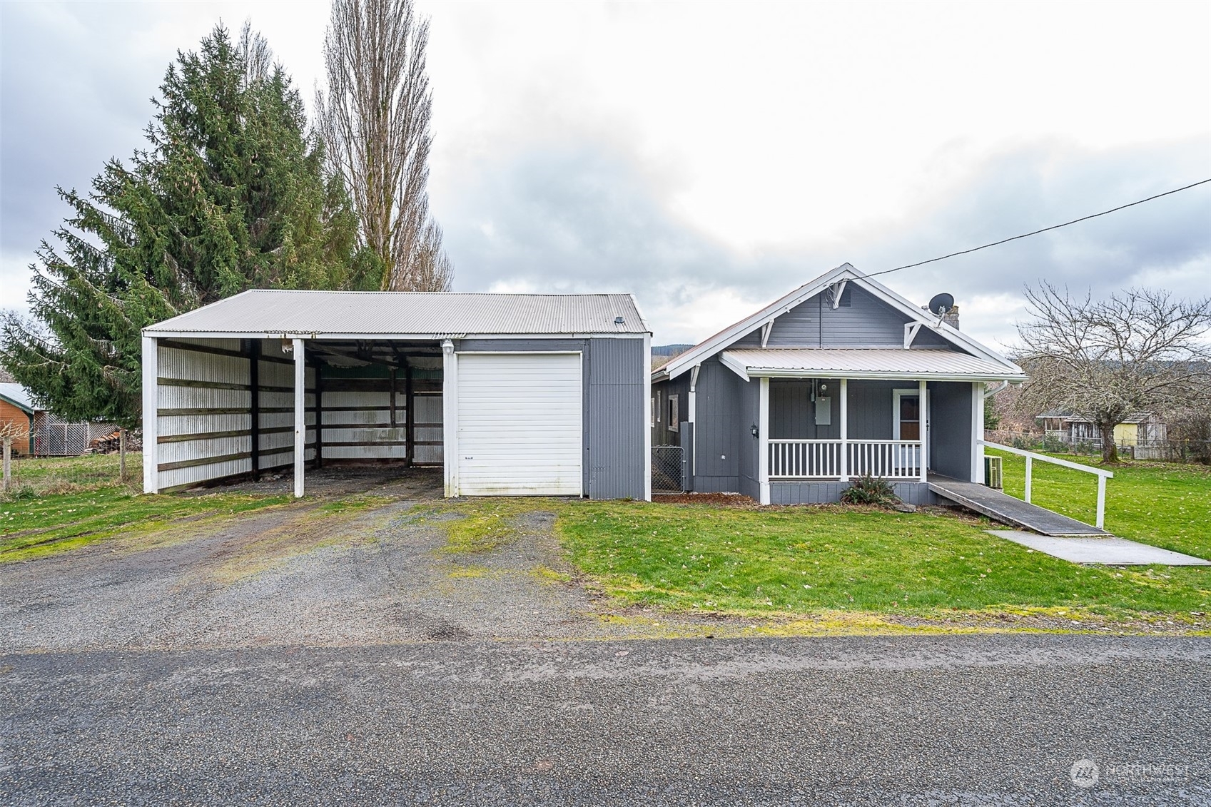 Property Photo:  128 Kobe Road  WA 98532 