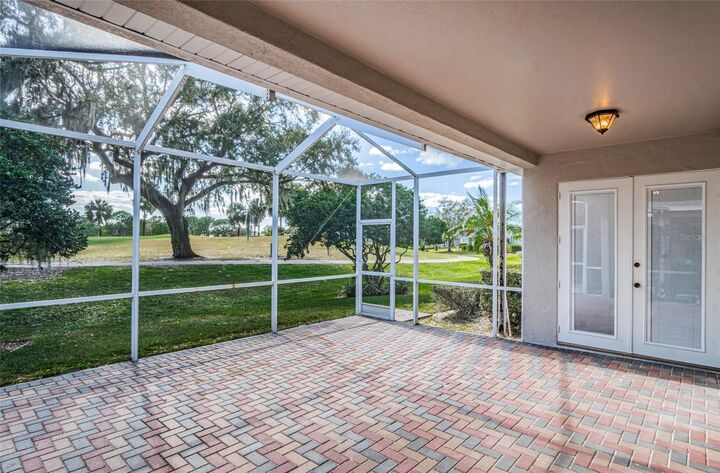 Property Photo: 3254 Stonebridge Trail FL 33596