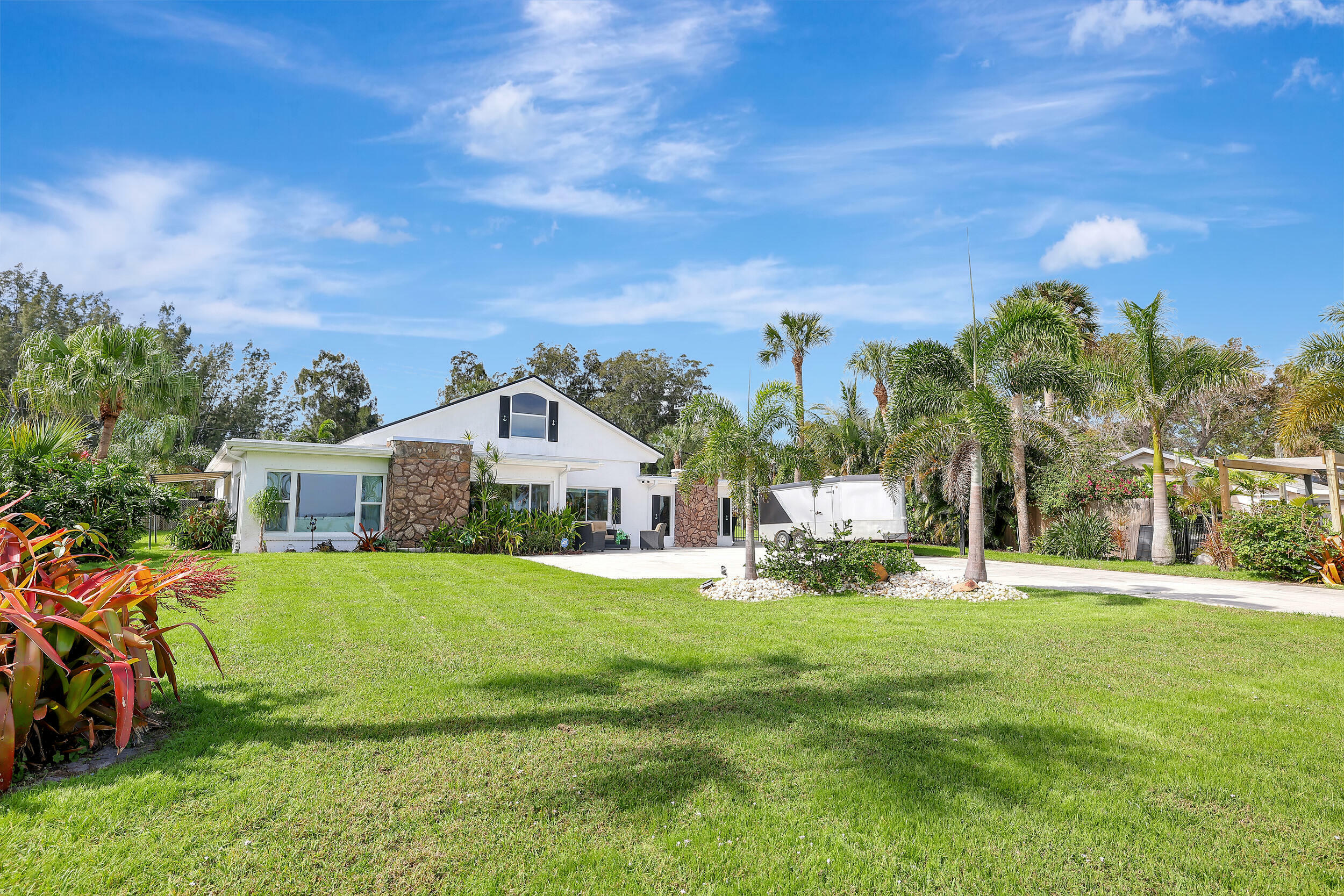 Property Photo:  4751 S Indian River Drive  FL 34982 