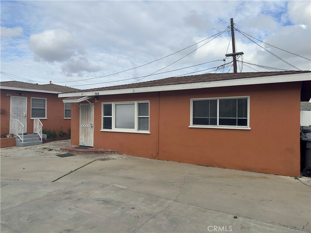 Property Photo:  1916 W 145th Street B  CA 90249 