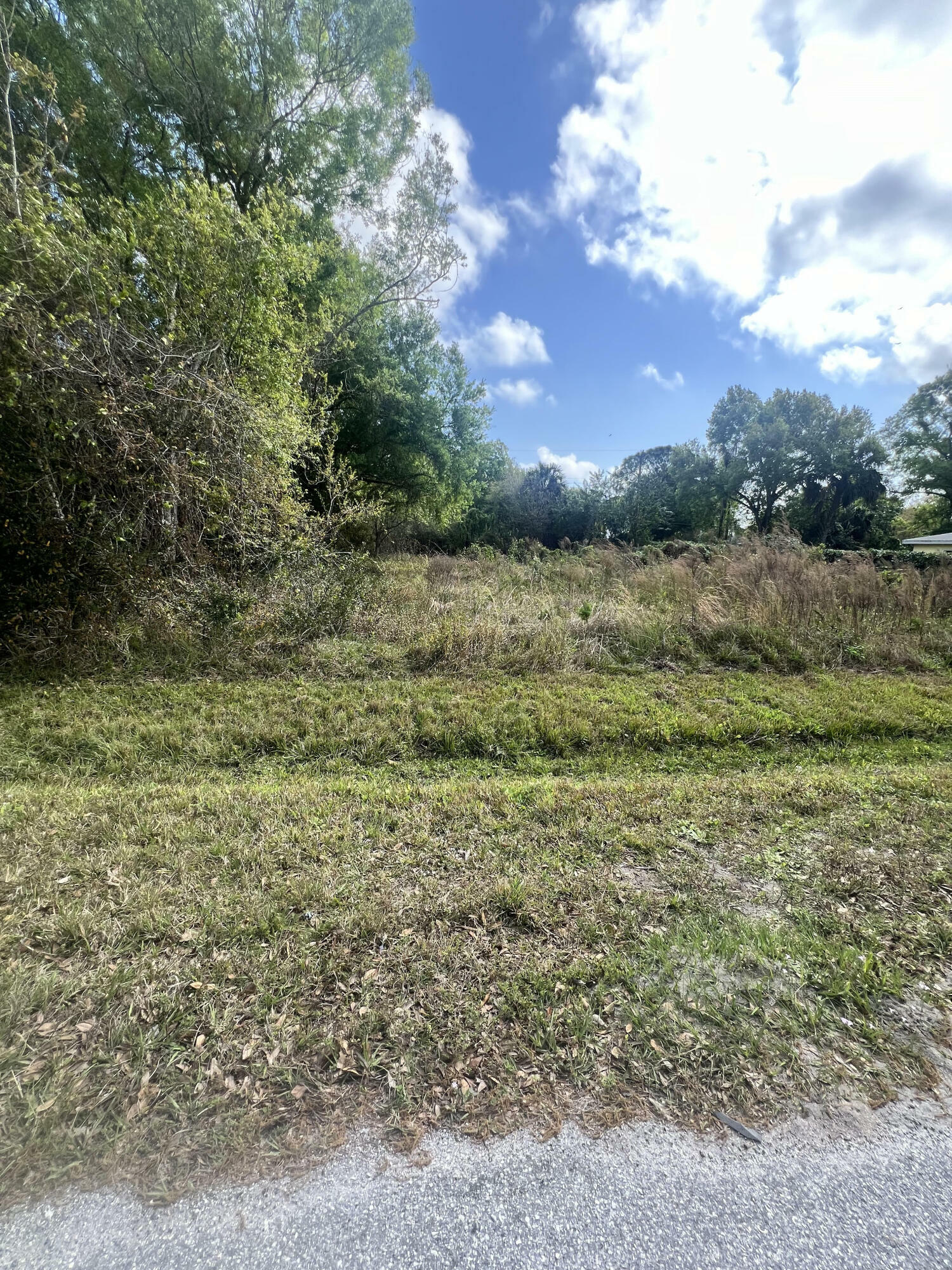 Property Photo:  3420 NW 34th Avenue  FL 34972 