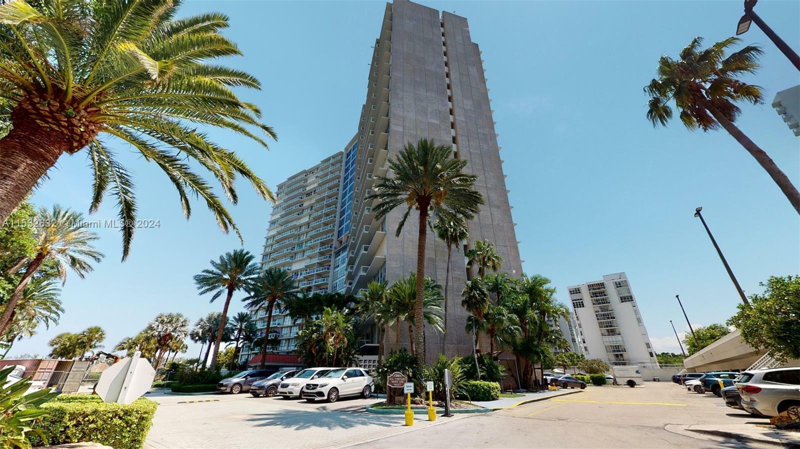 Property Photo:  2451 Brickell Ave 19C  FL 33129 