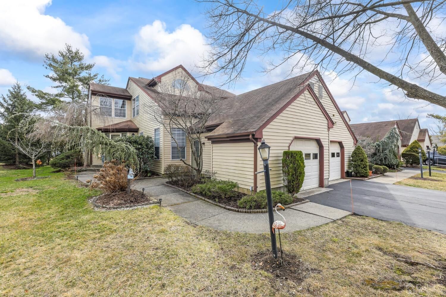 Property Photo:  3 Yarmouth Drive  NJ 08831 