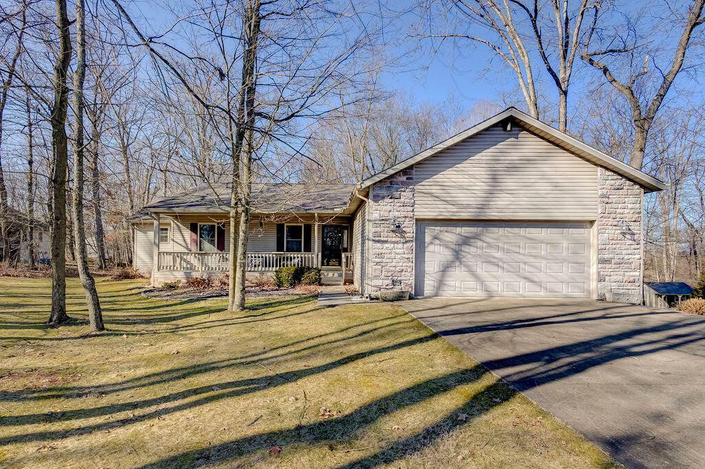 3119 Apple Valley Drive  Howard OH 43028 photo
