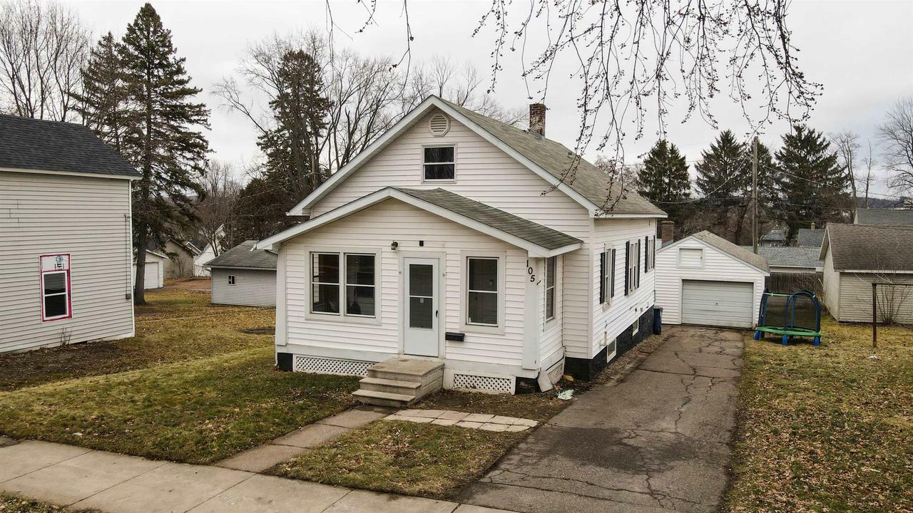 Property Photo:  105 North 6th Avenue  WI 54401 