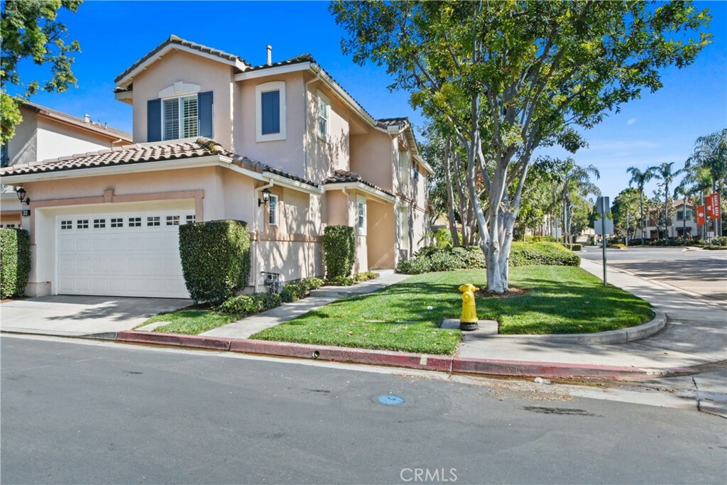 Property Photo: 22 Santa Catalina Aisle CA 92606