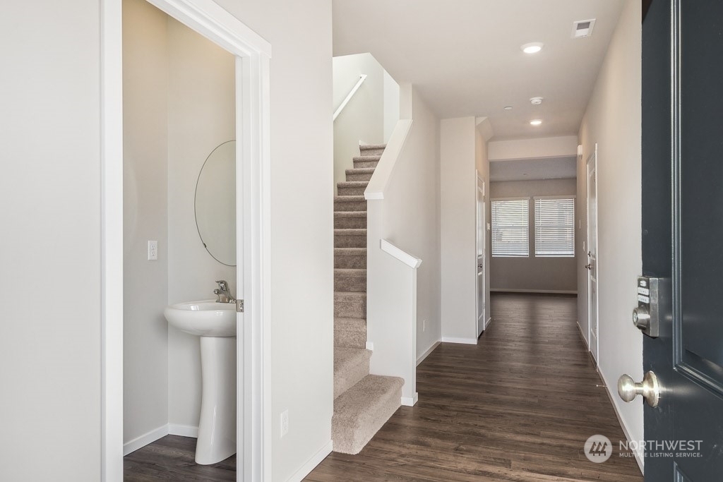 Property Photo: 115 17th Drive Wh 19 WA 98290