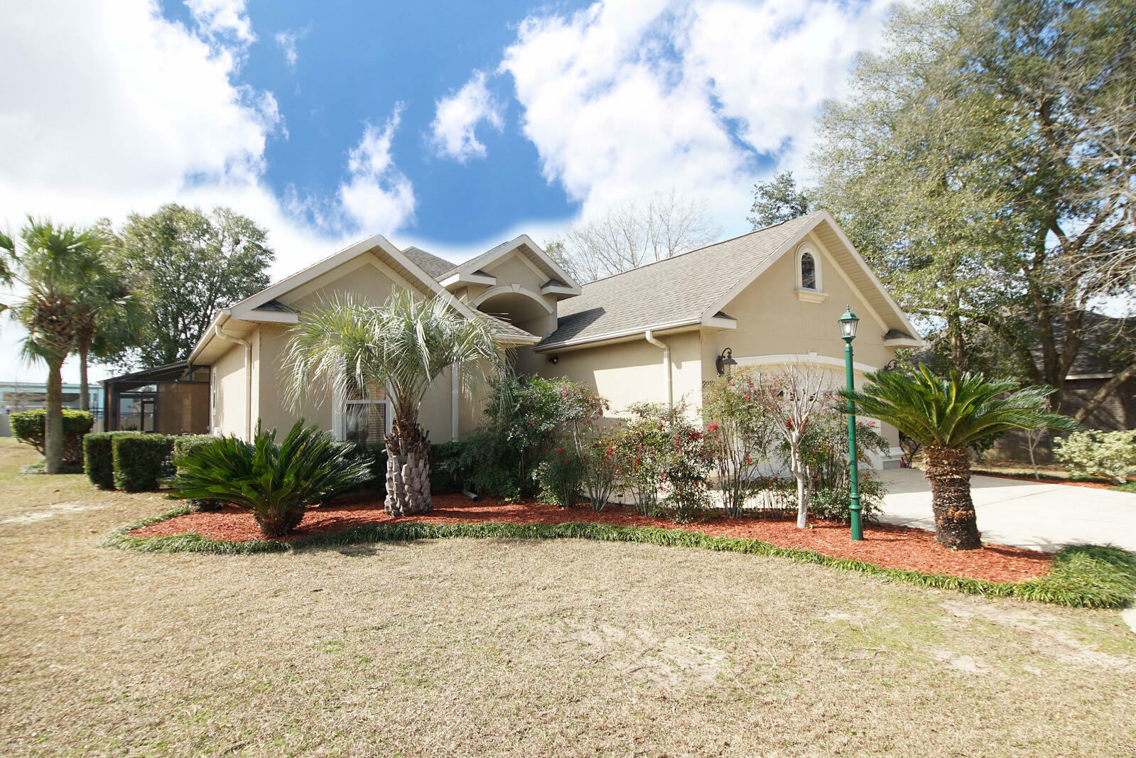 Property Photo:  2912 Chancery Lane  FL 32539 