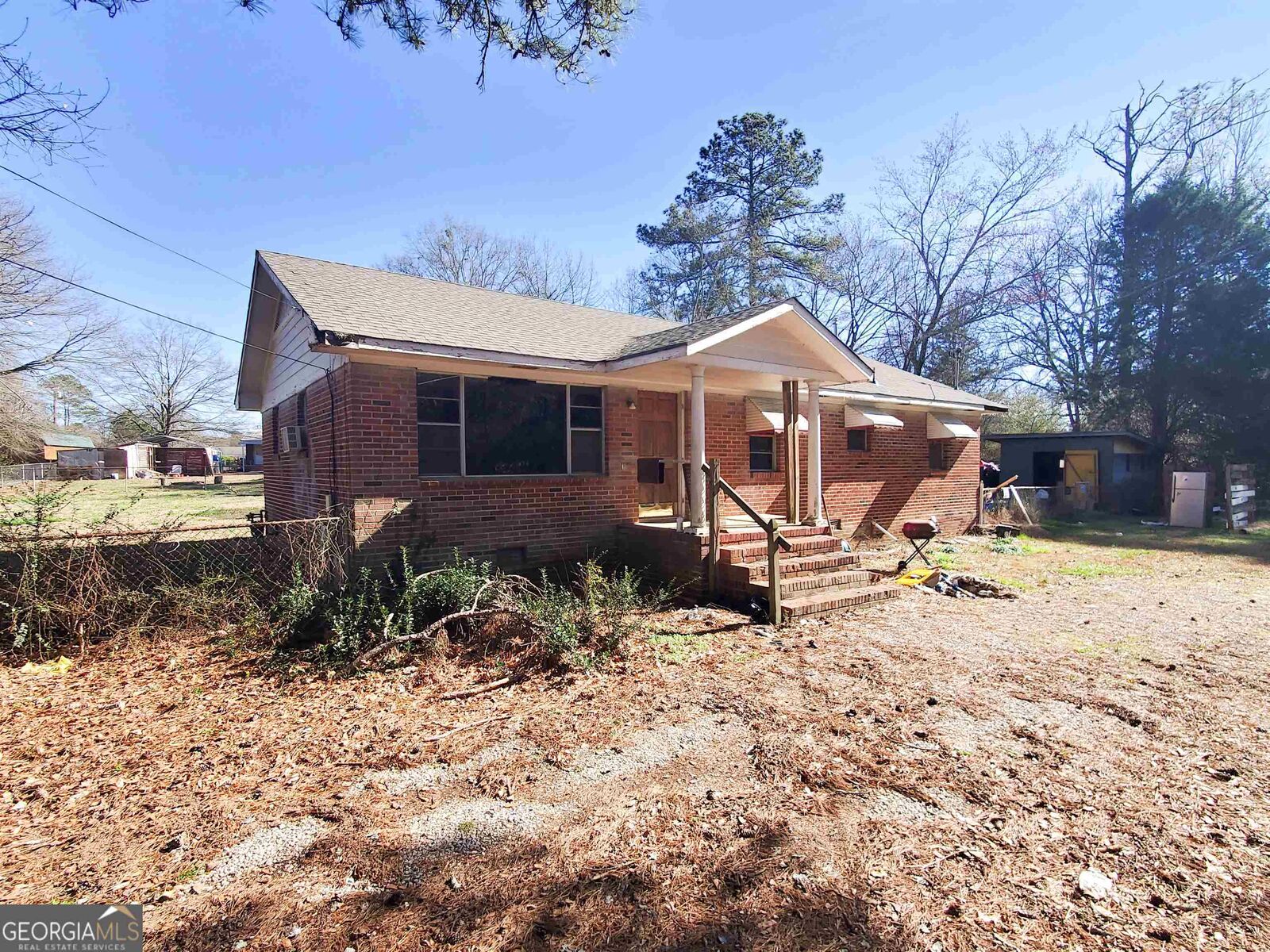 Property Photo: 830 Shannon Circle NE GA 30161