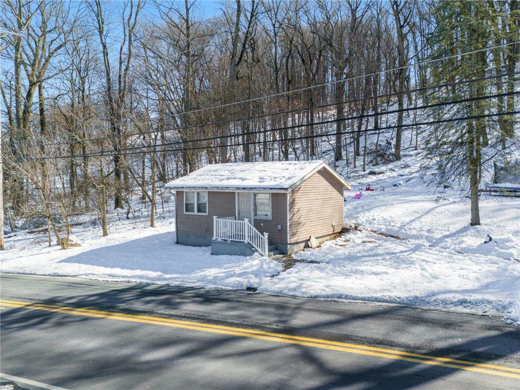 Property Photo:  335 Cedarville Road  PA 18042 