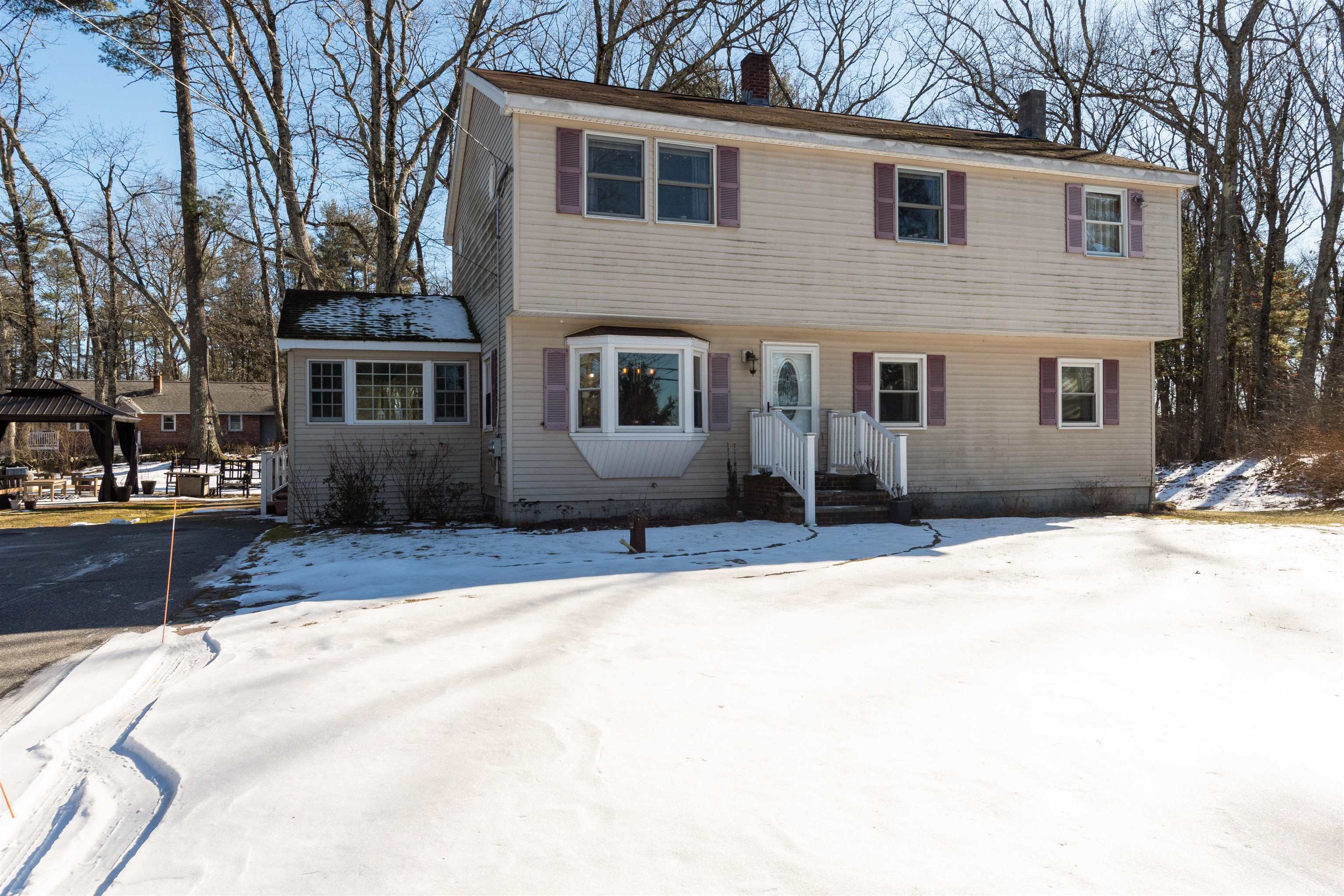 Property Photo:  8 Jericho Road  NH 03076 