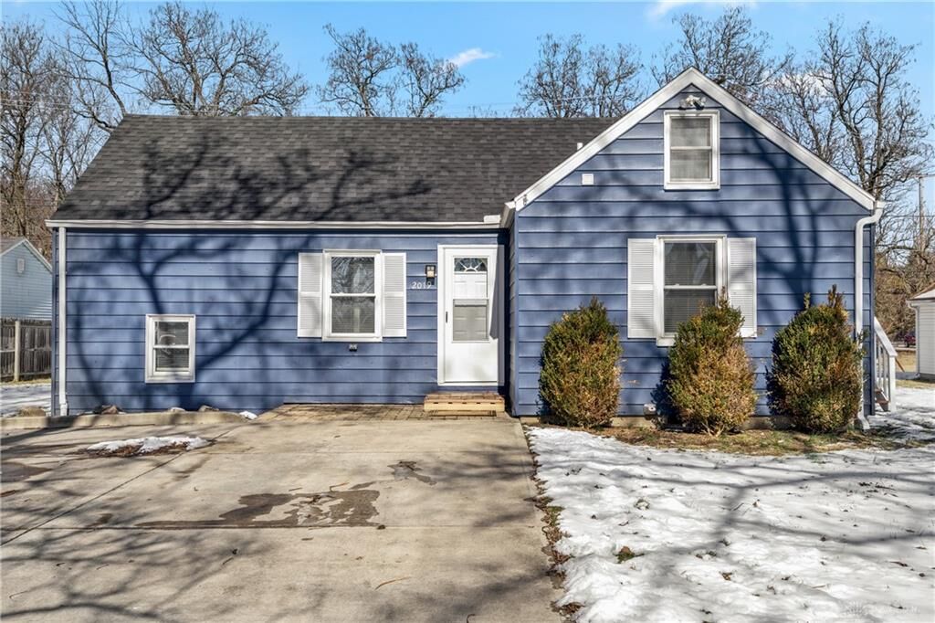 Property Photo:  2019 Old North Fairfield Road  OH 45431 