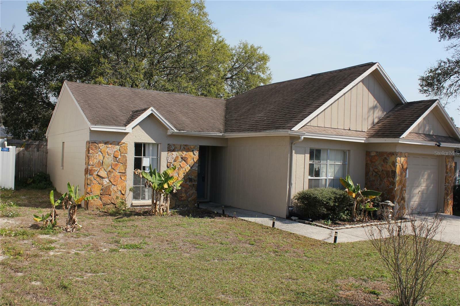 Property Photo:  8331 Paddlewheel Street  FL 33637 