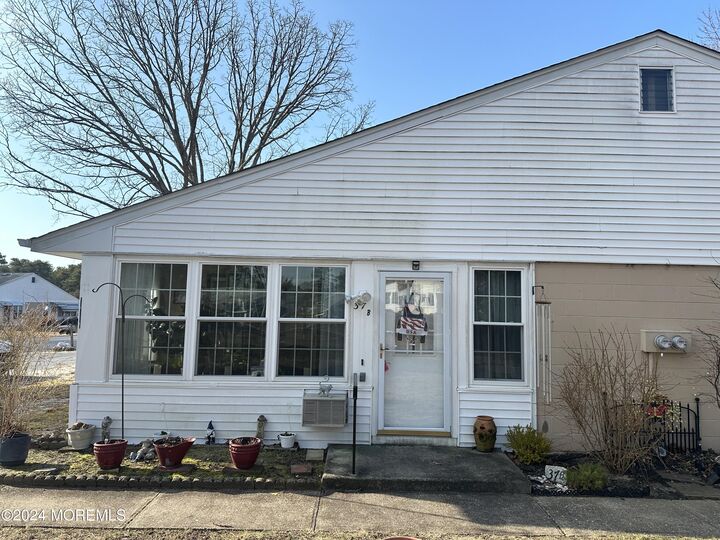 37B Crestwood Parkway  Whiting NJ 08759 photo