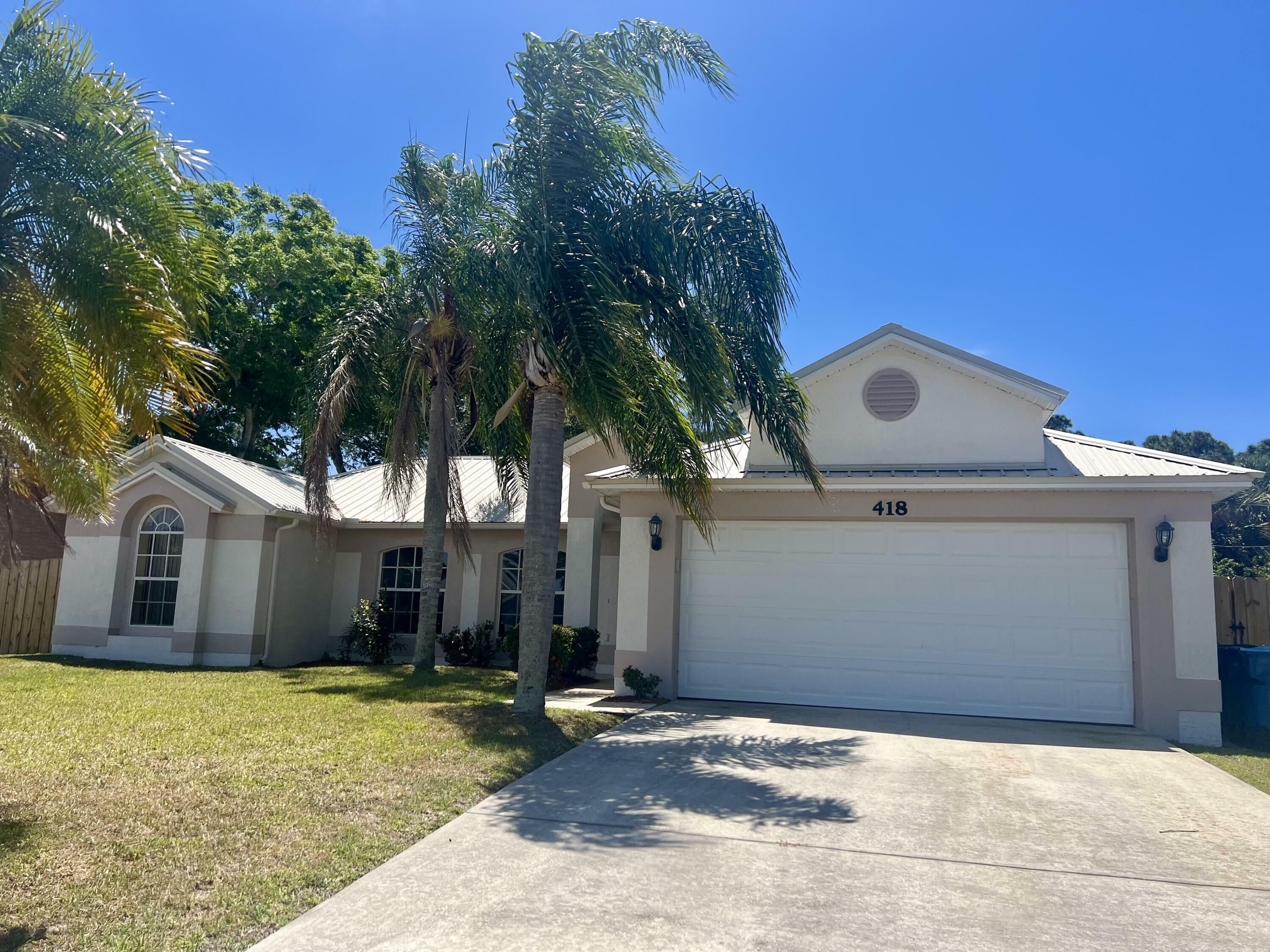 Property Photo:  418 Delmonico Street NE  FL 32907 