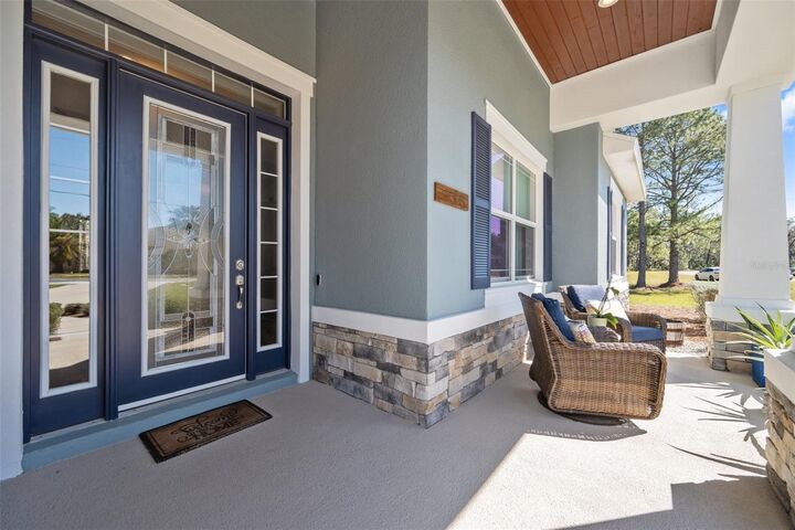 Property Photo:  27500 Elkwood Circle  FL 33544 