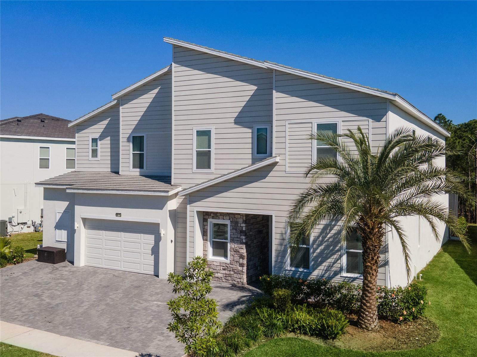 Property Photo: 1758 Oak Blossom Drive FL 33837