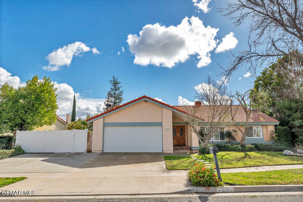 Property Photo:  3019 Penney Drive  CA 93063 