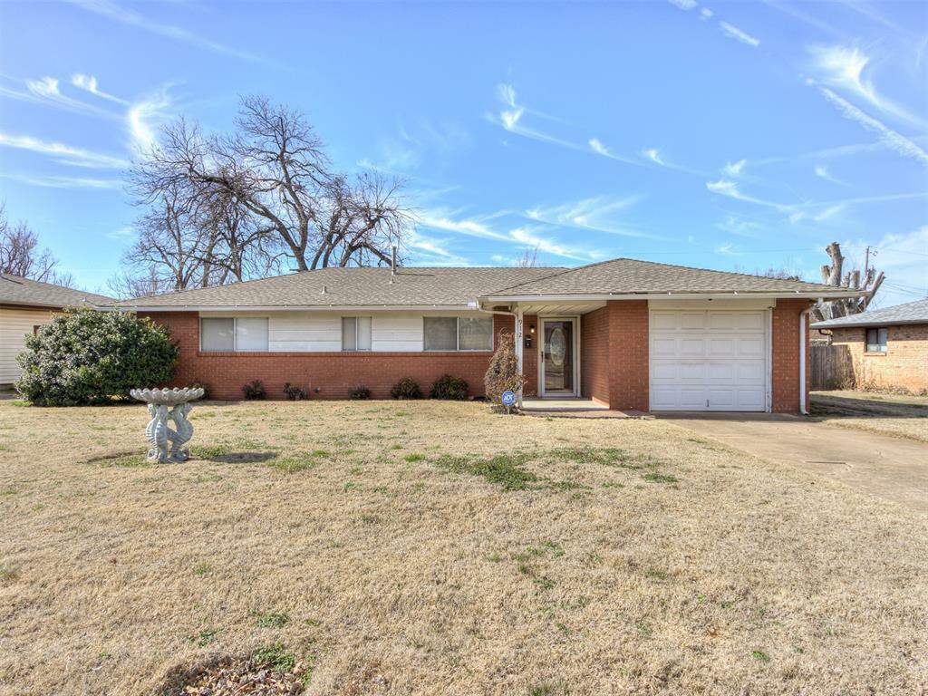 Property Photo: 912 Arthur Drive OK 73110