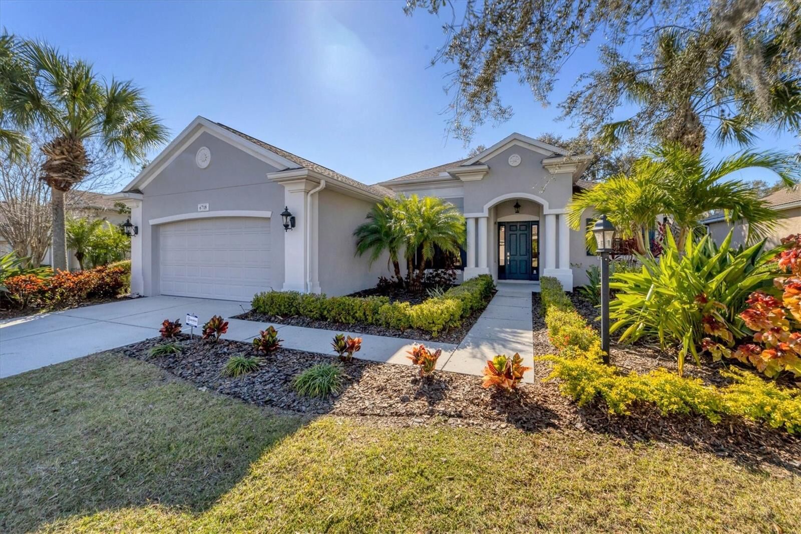 Property Photo:  6718 Pirate Perch Trail  FL 34202 