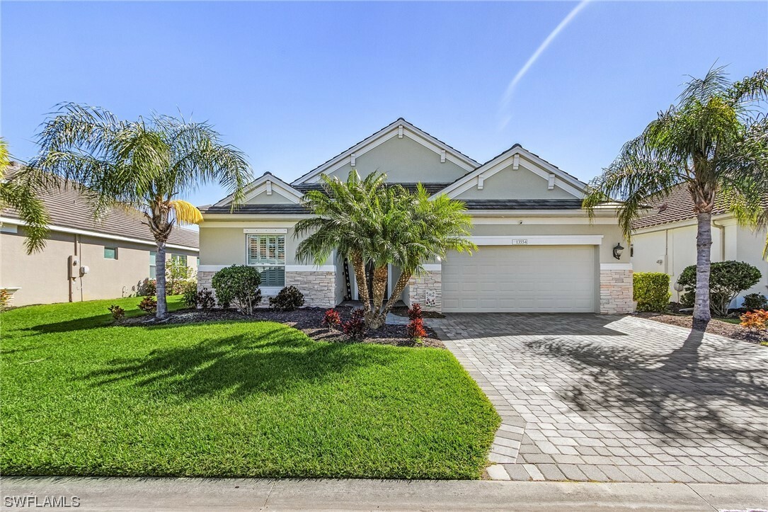 Property Photo:  13554 Starwood Lane  FL 33912 