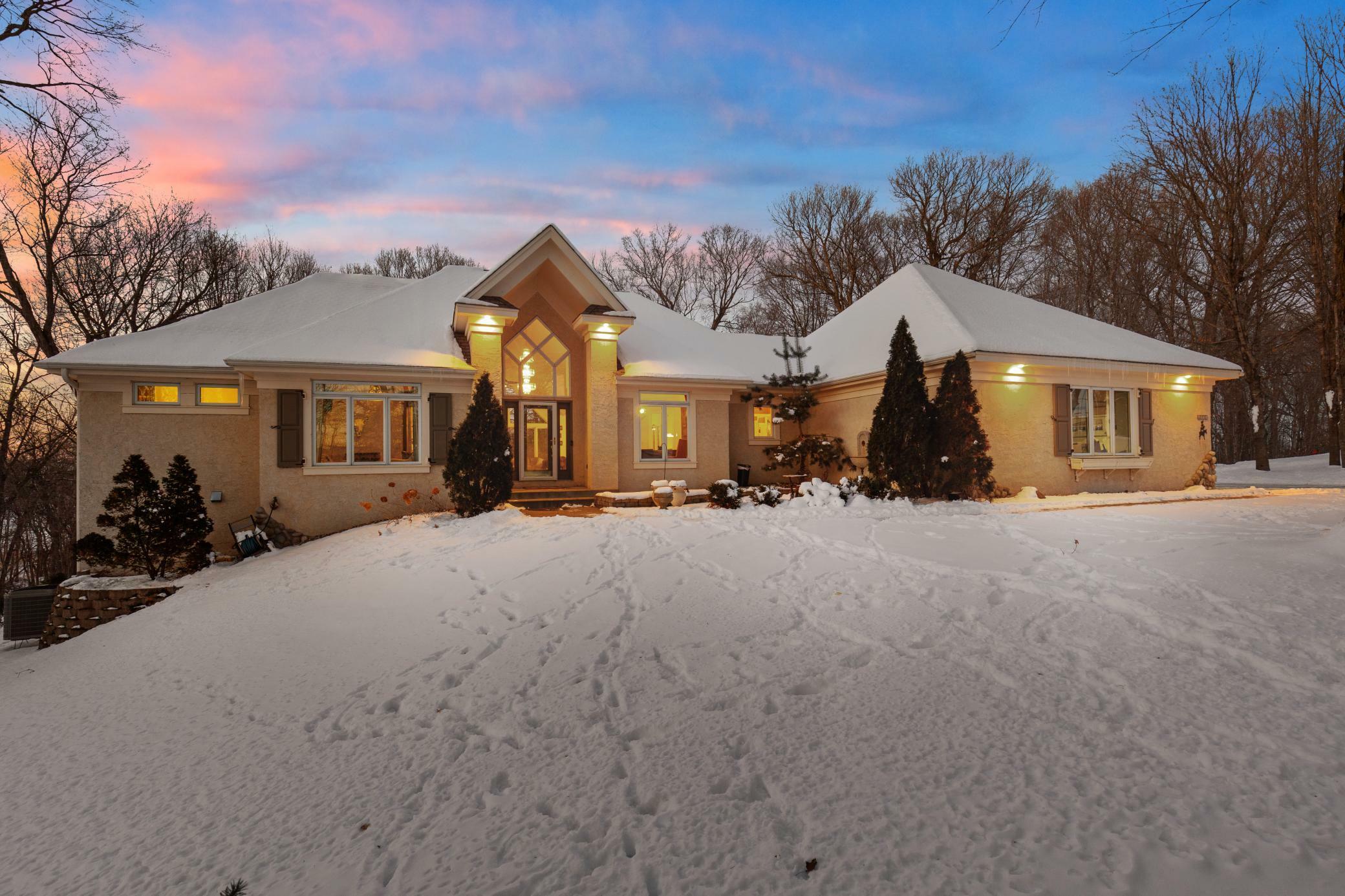 Property Photo:  8570 Maple View Drive  MN 55322 