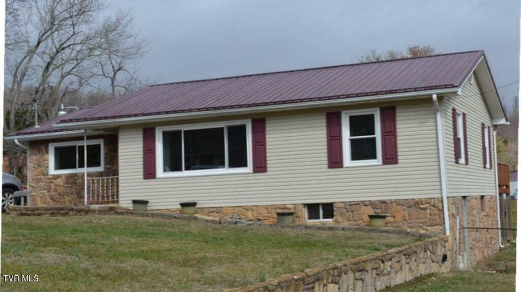 Property Photo:  1679 Dexter Road  TN 37660 