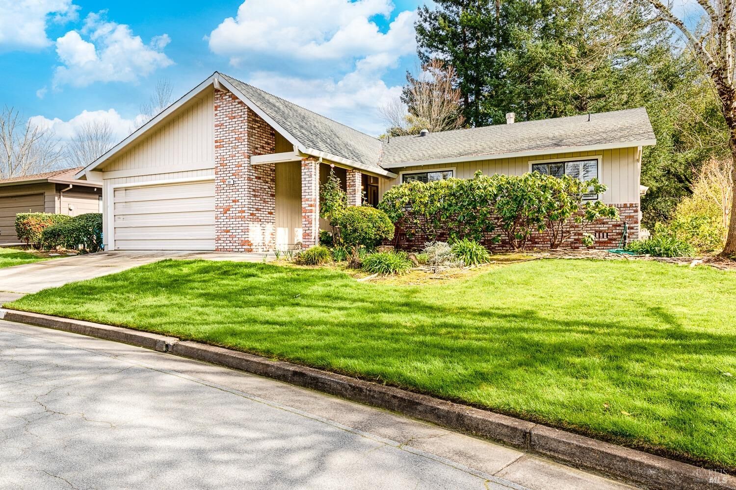 Property Photo:  331 Stone Creek Circle  CA 95409 