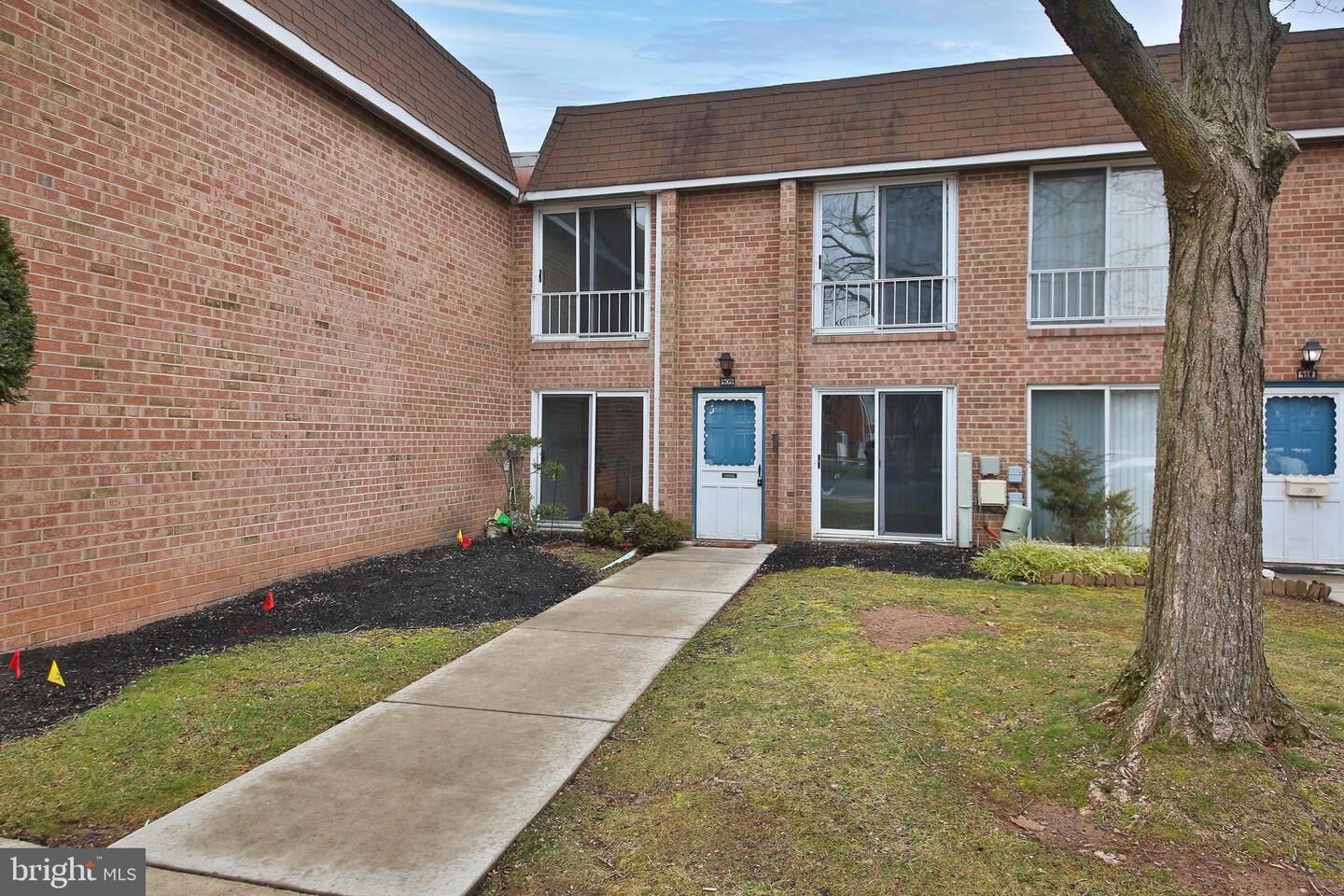 Property Photo: 409 Brandywine Court PA 18974