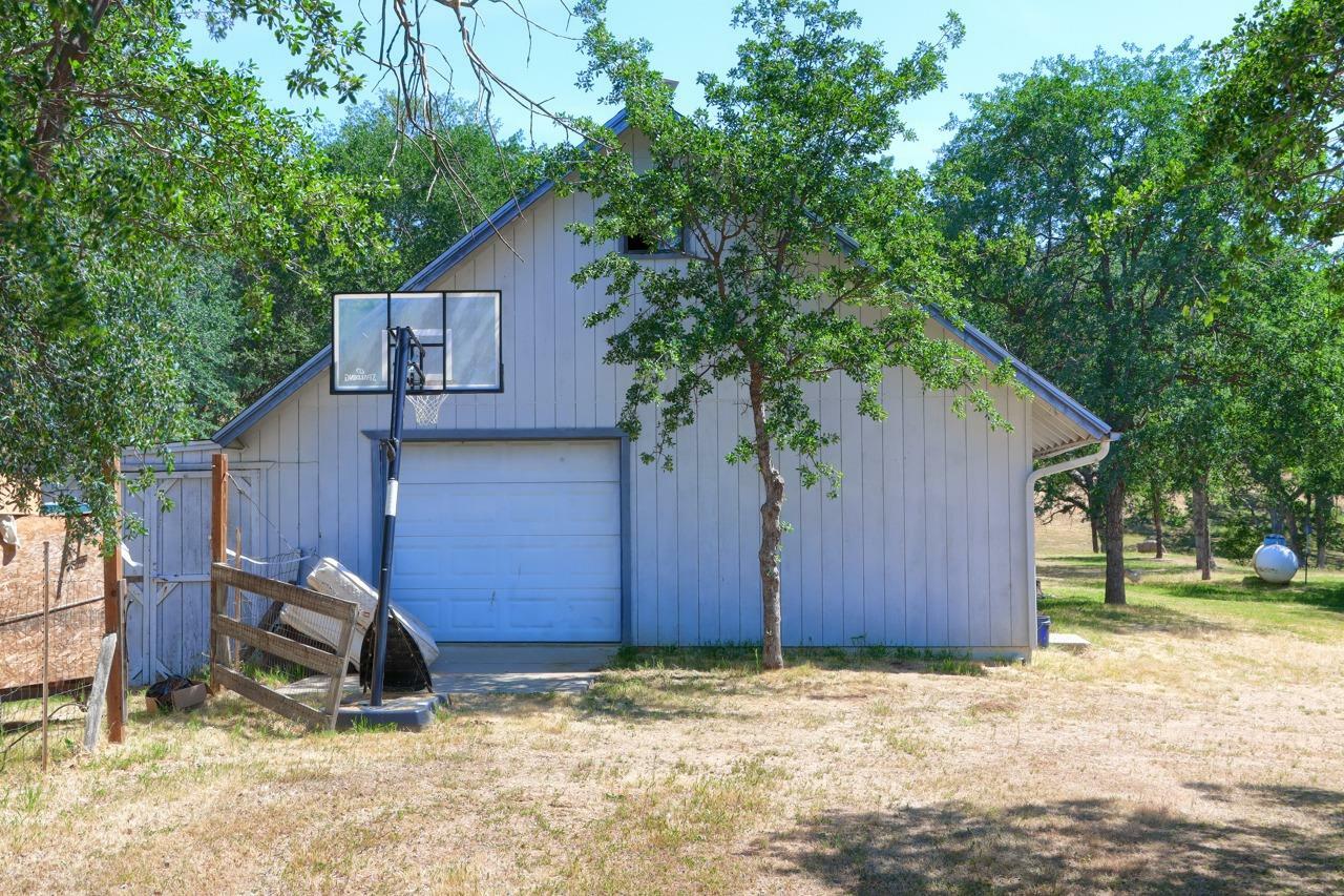 Property Photo:  3437 Windy Hollow Road  CA 95338 