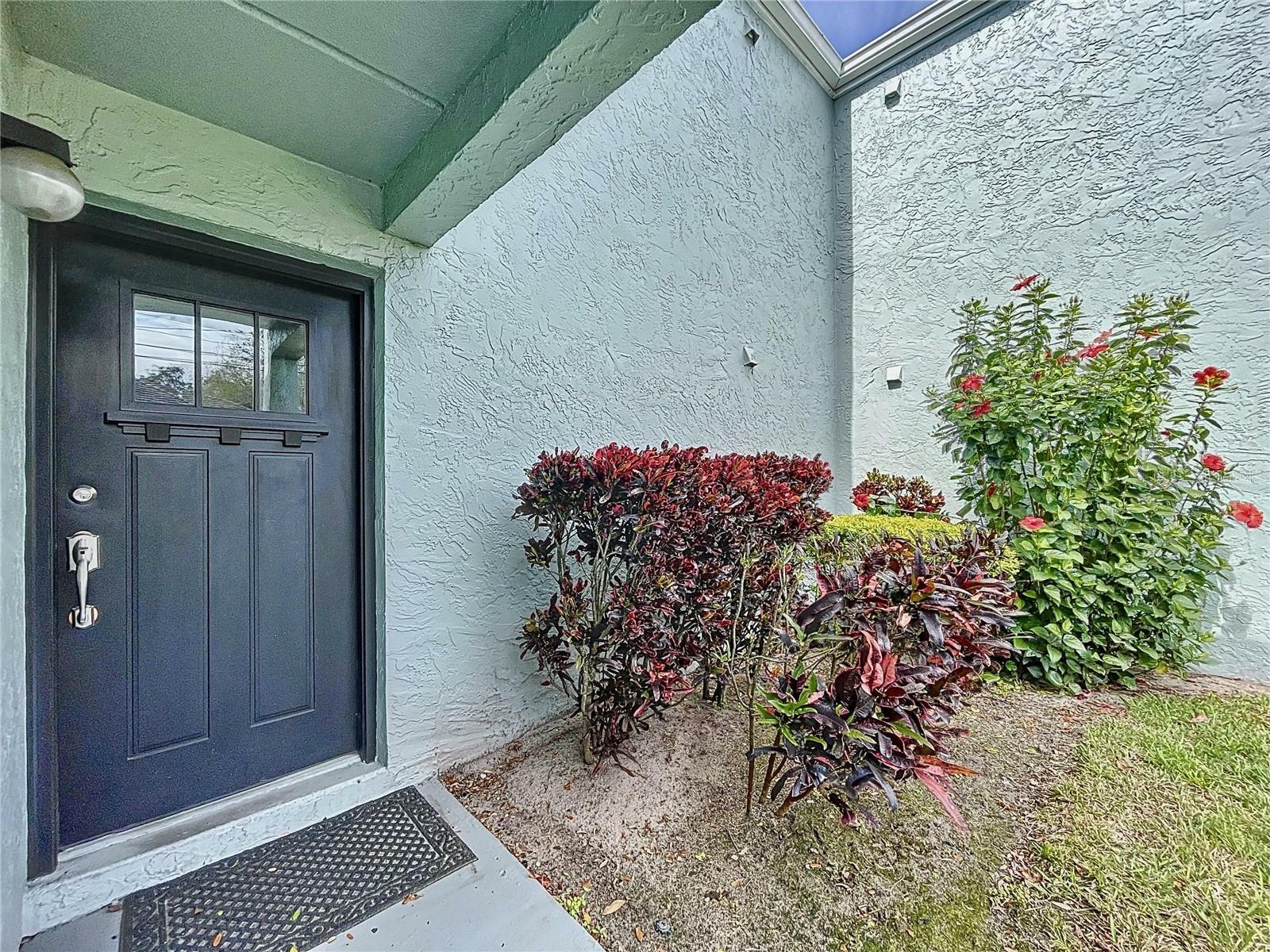 Property Photo: 2868 Somerset Park Drive 101 FL 33613