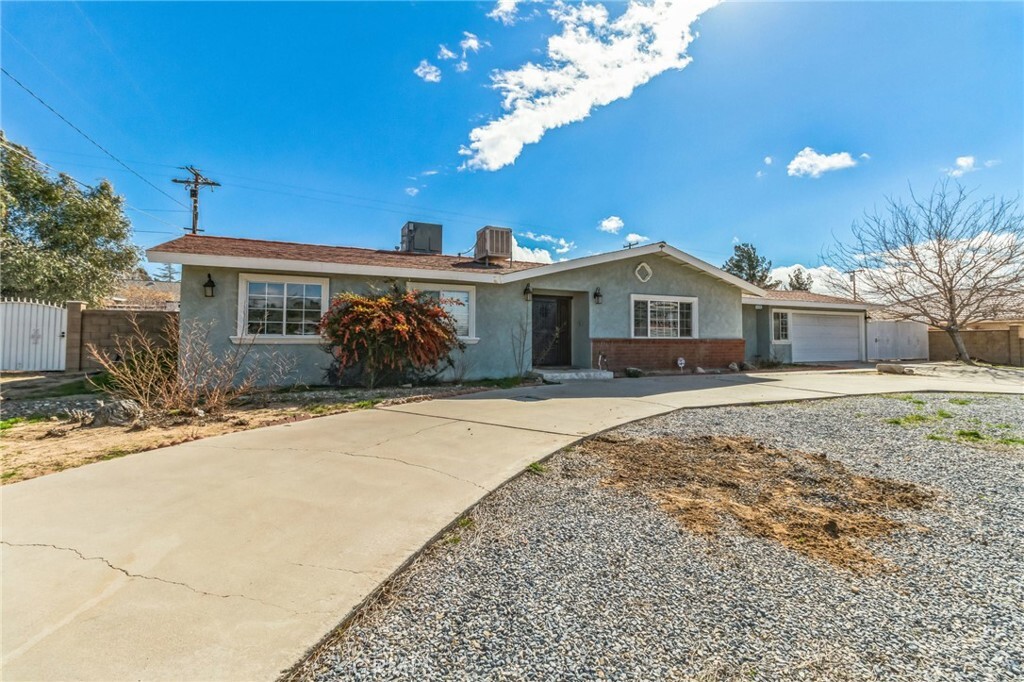 Property Photo:  14191 Tehachapi Road  CA 92307 