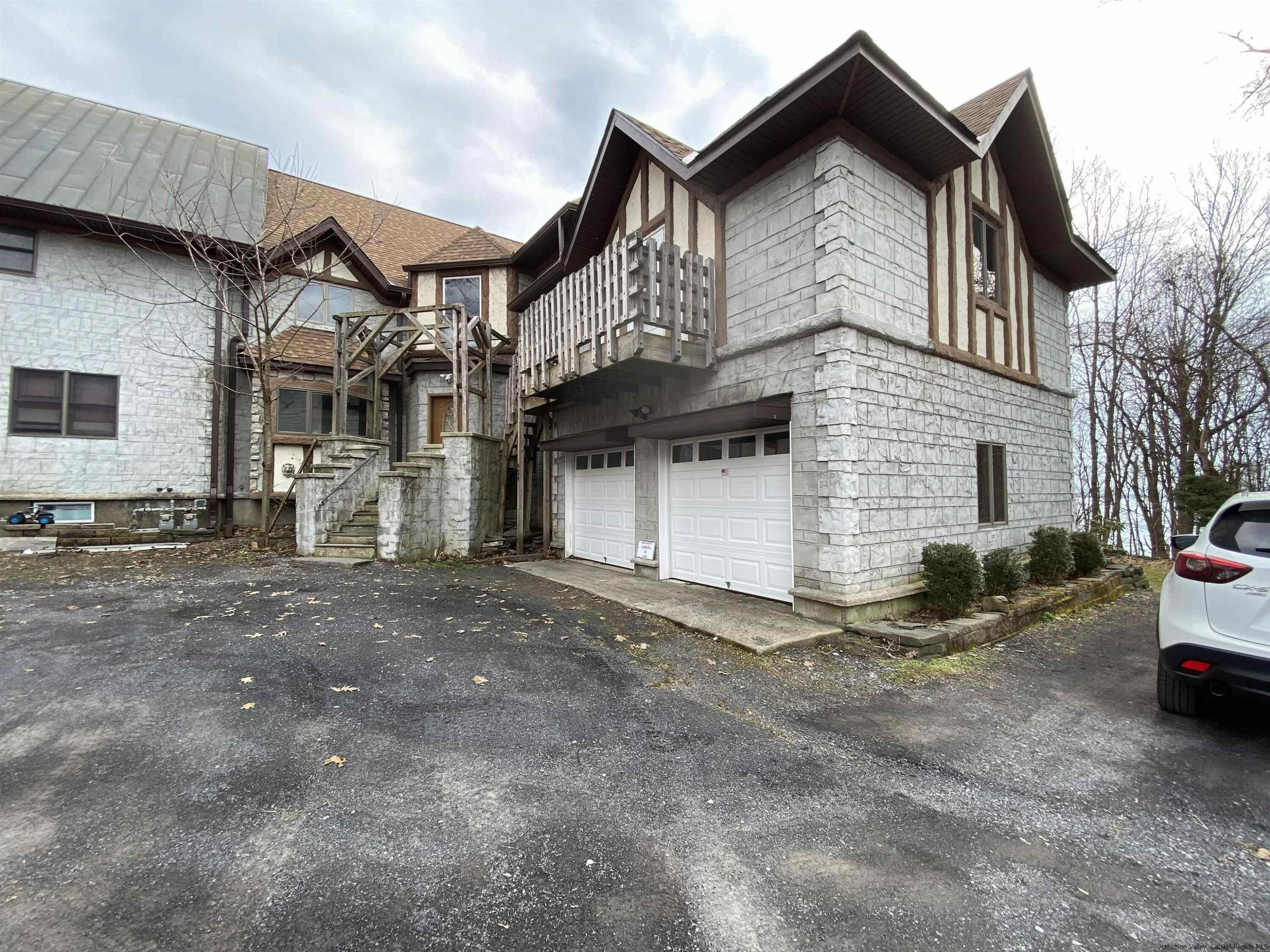 Property Photo:  424 York  NY 12453 