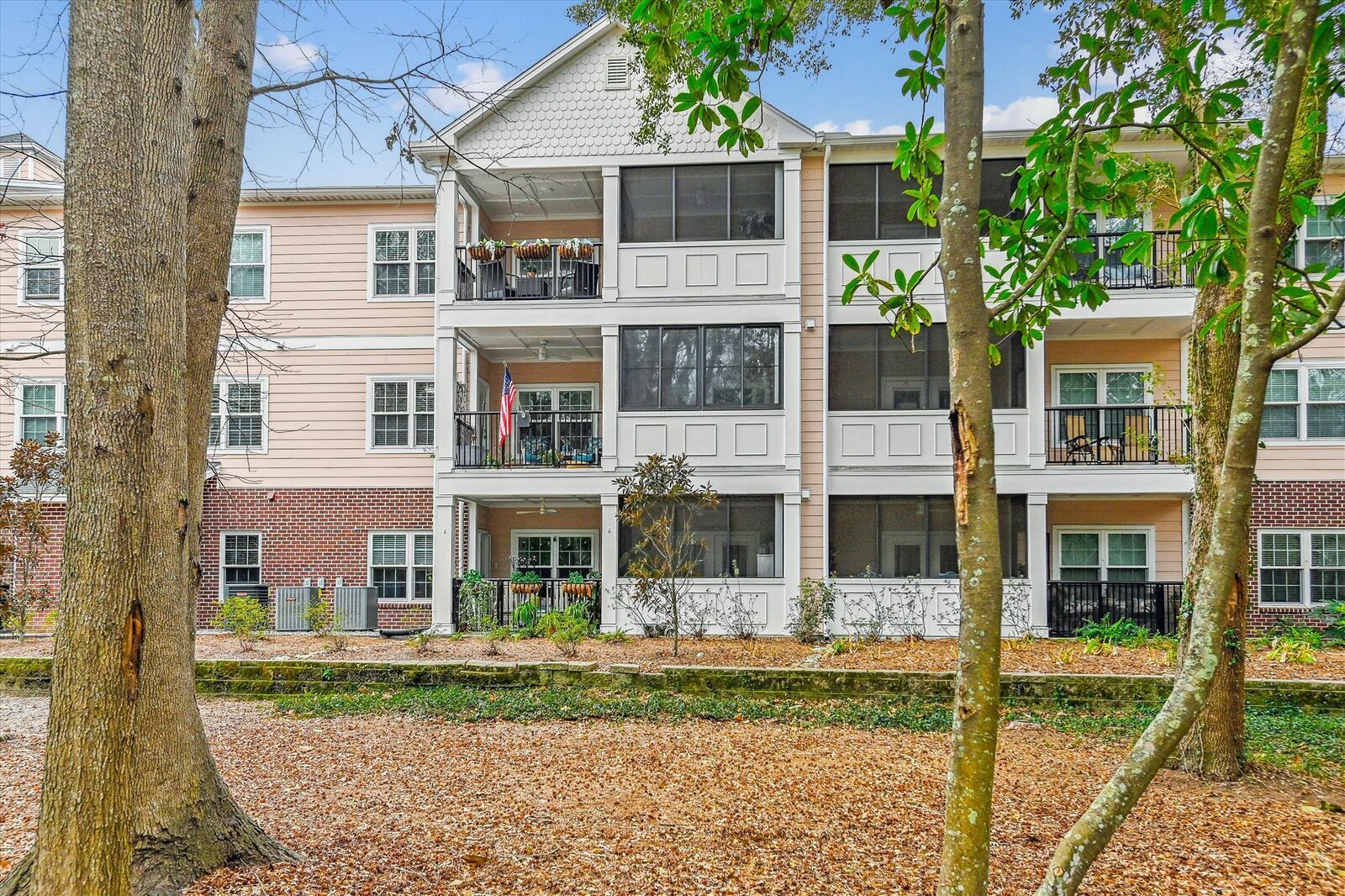 Property Photo:  1025 Riverland Woods Place # 213  SC 29412 